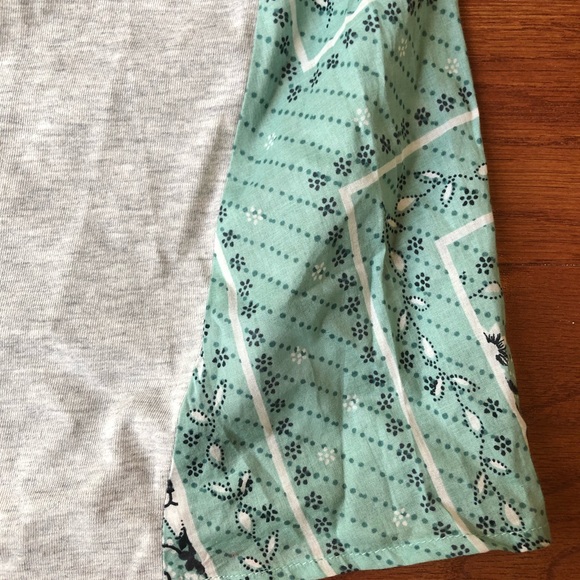 Style & Co brand grey top w/blue green pattern - Picture 4 of 10
